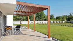 Pergola bioclimatique à Pont-l'Abbé